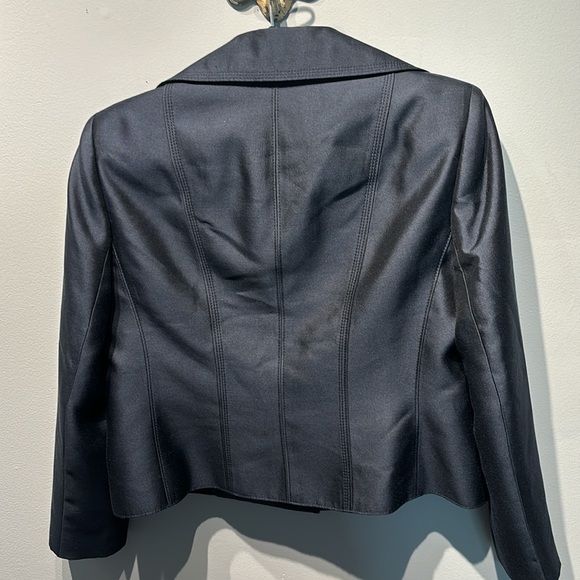 Albert Nipon Navy Wool Silk Blend  short Jacket/Blazer Sz 10 two button classic - Picture 2 of 10